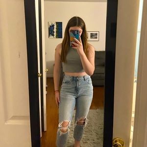 American Eagle size 2 ripped mom jeans